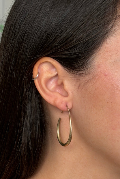 Oval Big Bottom Hoop